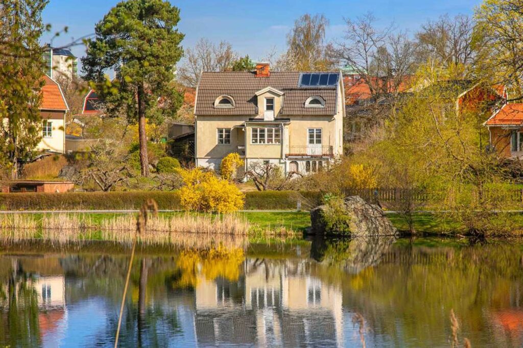 Renovering, Utbyggnad & Påbyggnad Hus. Hästhagen Nacka